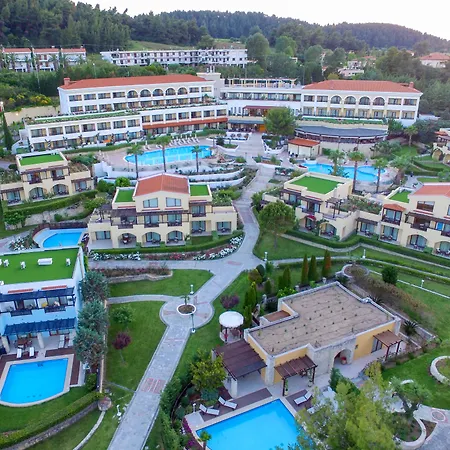 אתר נופש Aegean Melathron Thalasso 5*