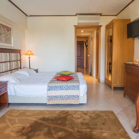 Semesteranläggning (resort) Aegean Melathron Thalasso 5*