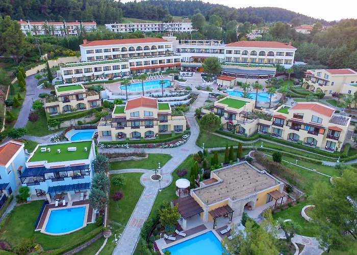 אתר נופש Aegean Melathron Thalasso 5*