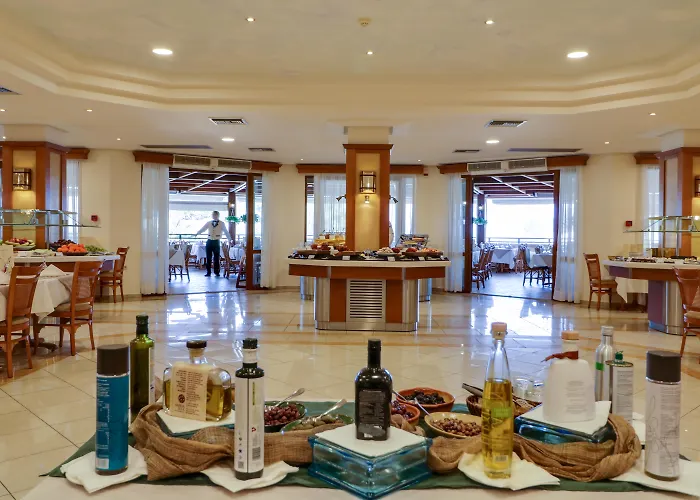 Aegean Melathron Thalasso אתר נופש 5*