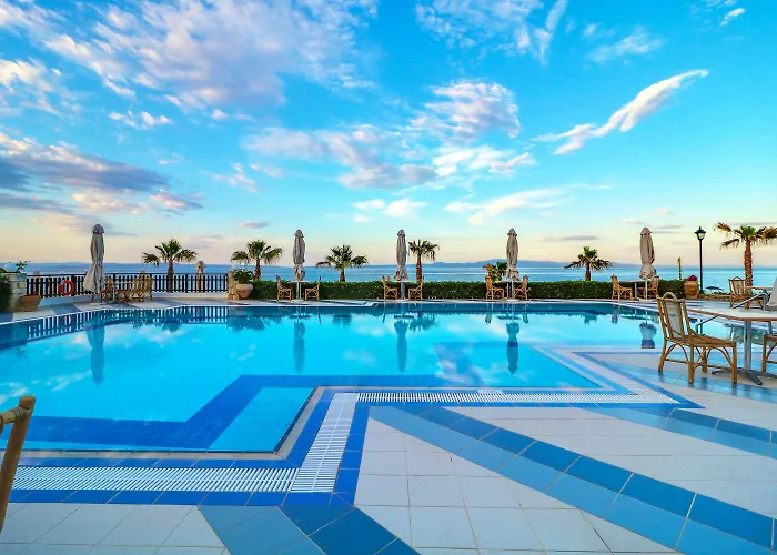 אתר נופש Aegean Melathron Thalasso 5*