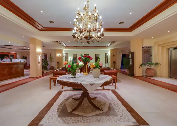 Ośrodek wypoczynkowy Aegean Melathron Thalasso 5*