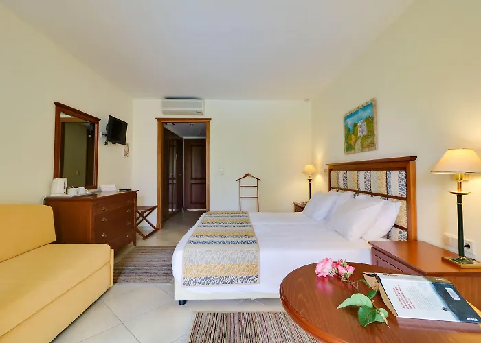 Aegean Melathron Thalasso אתר נופש