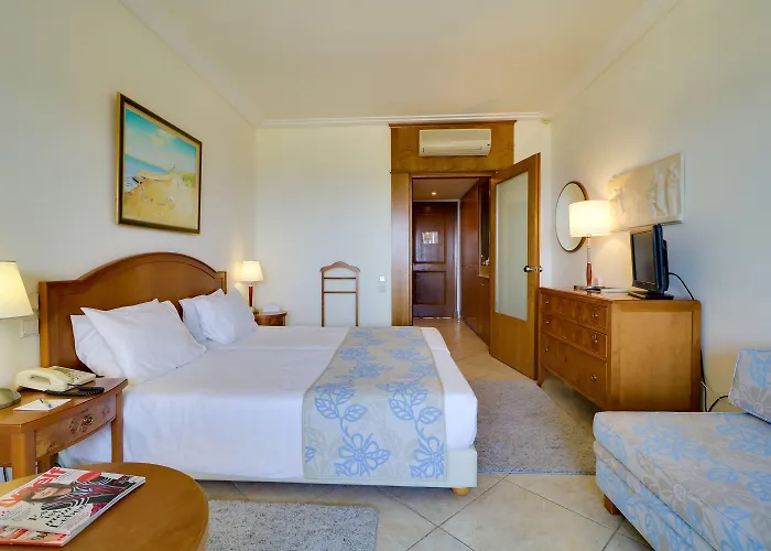 אתר נופש Aegean Melathron Thalasso