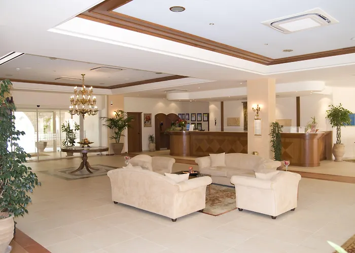 Aegean Melathron Thalasso אתר נופש
